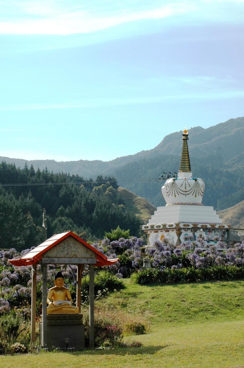 Mahamudra Buddhist Centre Hotel Colville Екстериор снимка